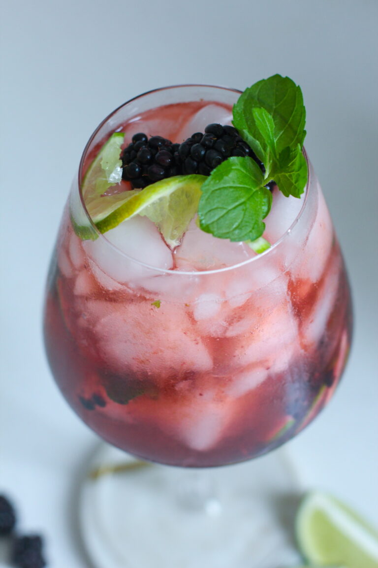 Ceres Passiofruit Juice-Blackberry Passionfruit Mojito5